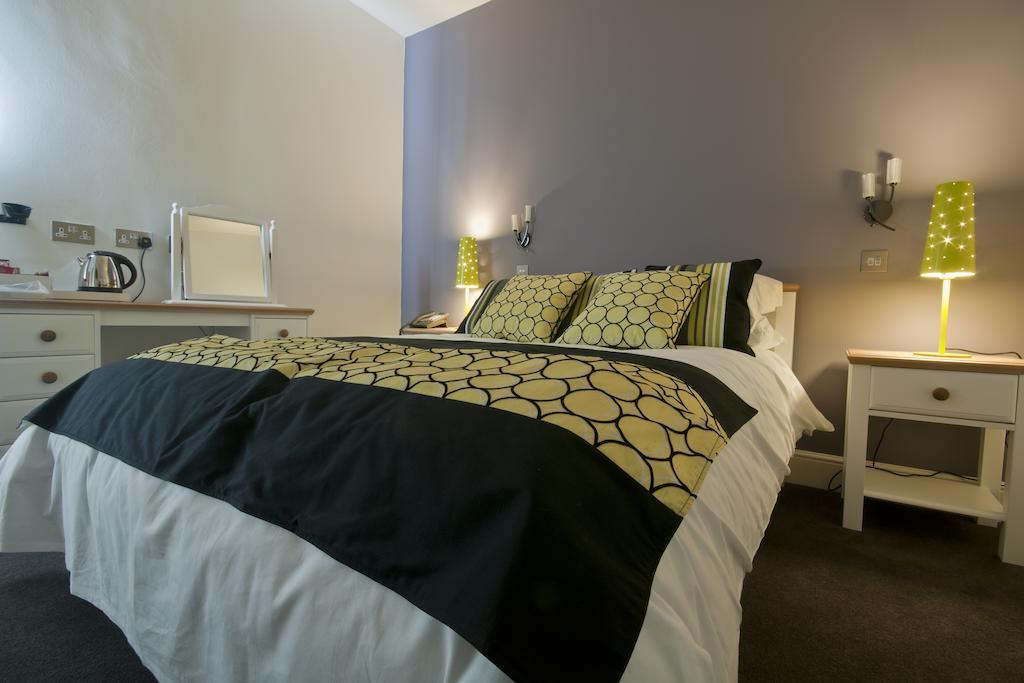 The Vernon Droitwich Quarto foto